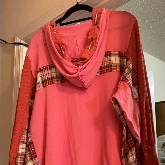 POL Pink and Orange Plaid Hoodie - Picture 4 of 11